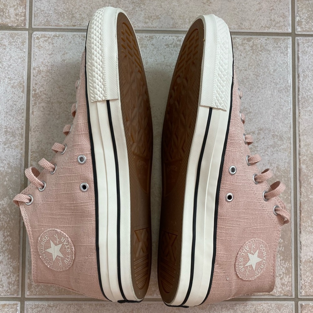 NWOT Pink Converse High Top Sneakers